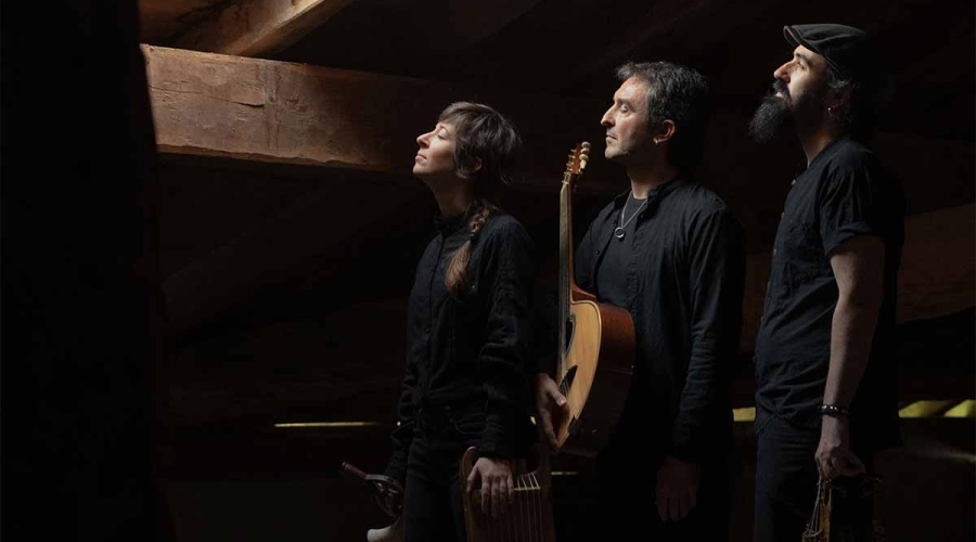 Folk Canada Conference: Besaide