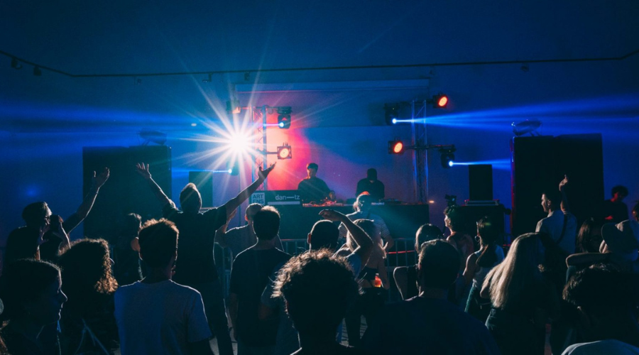 Dantz Network Congress: Basque. Music.