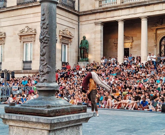 Two Basque companies at the street arts festival Fest´Arts of Libourne
