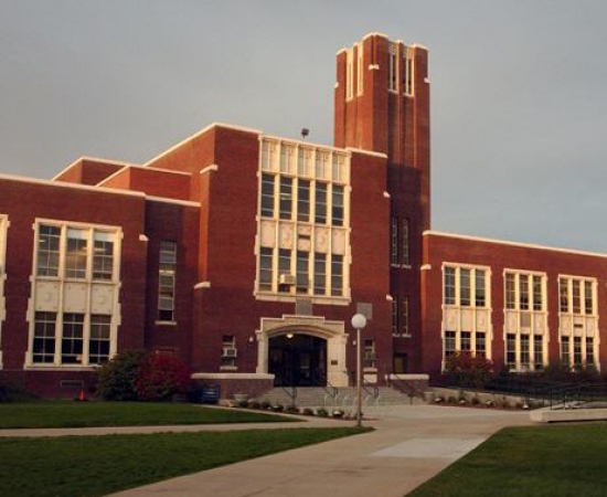 Boise State University oferta una plaza de lector/a y becas dirigidas a alumnos vascos