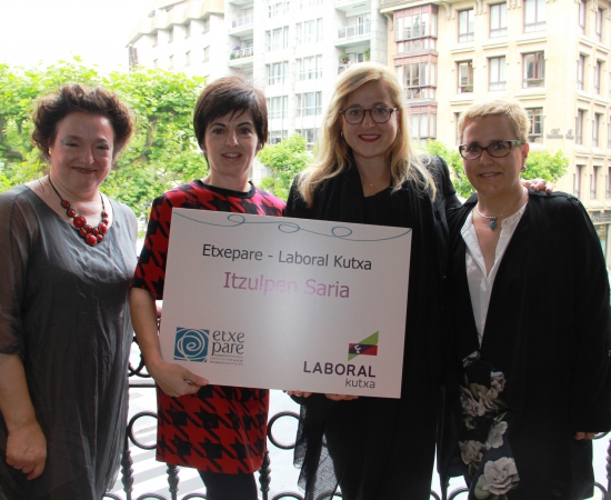 Ireki da jada Etxepare-Laboral Kutxa Itzulpengintza Sarirako lanak aurkezteko epea