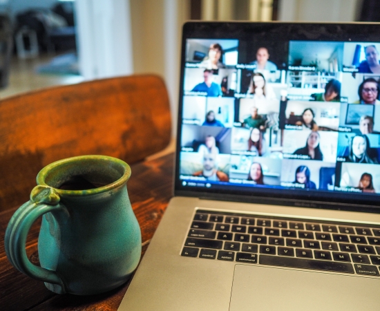 Students worldwide dive into Basque through the online barnetegi