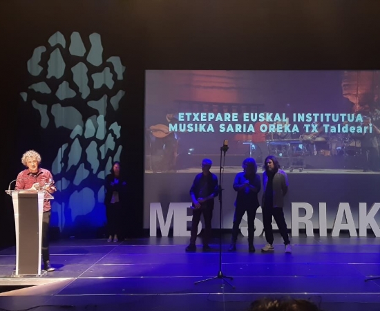 Oreka TX wins the ‘Etxepare Euskal Institutua’ prize at the Musika Bulegoa Awards