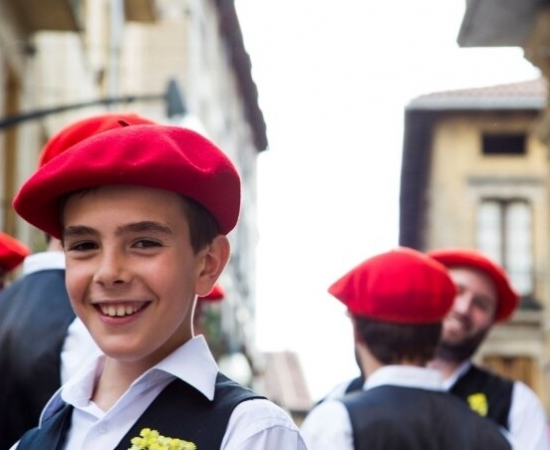 Belaunaldien arteko erreleboa eta kultur sektorearen hedapen-eremu berriak aztergai EHUko udako ikastaroetan